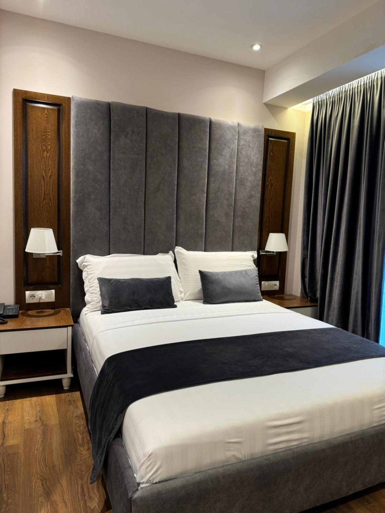 Arberia Palace Hotel Fushe Milot Екстер'єр фото