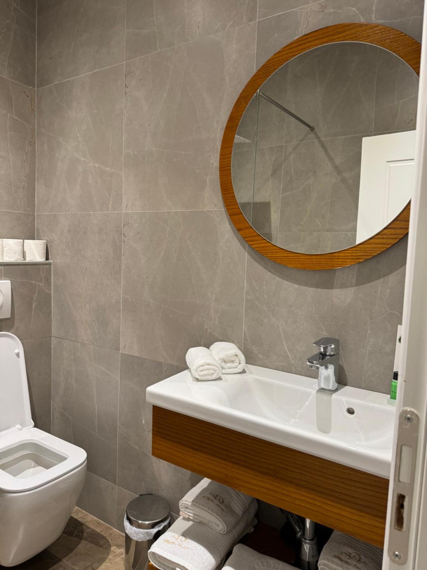 Arberia Palace Hotel Fushe Milot Екстер'єр фото
