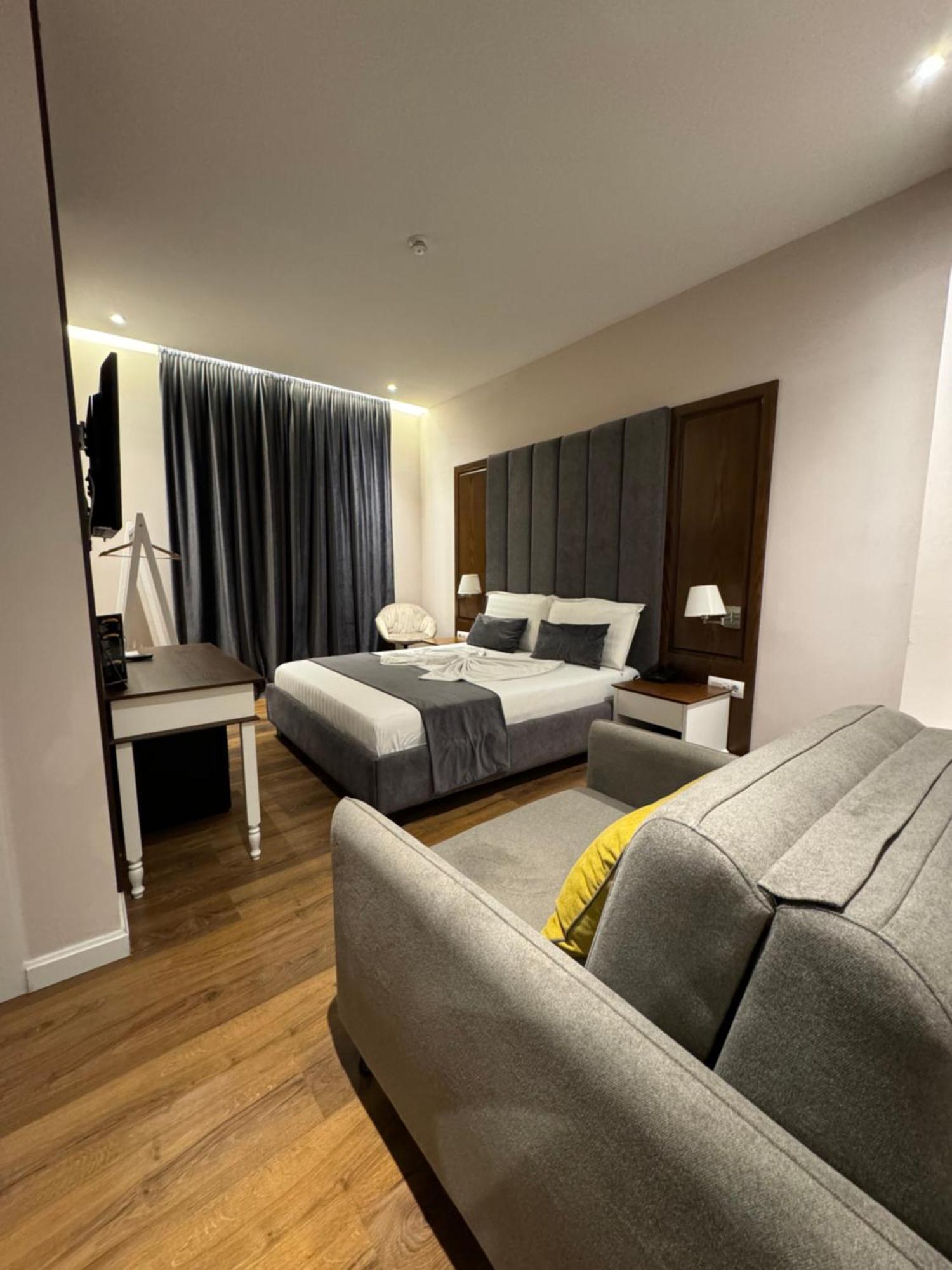 Arberia Palace Hotel Fushe Milot Екстер'єр фото